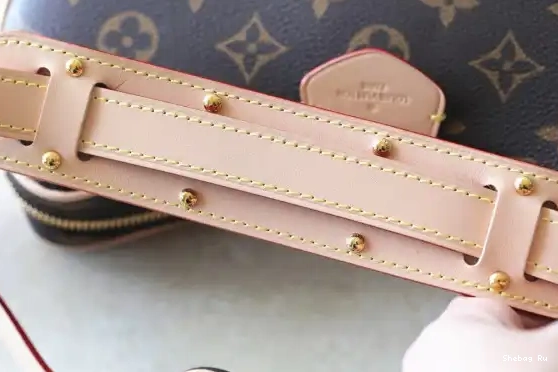MM VUITTON LOUIS Croissant 0629